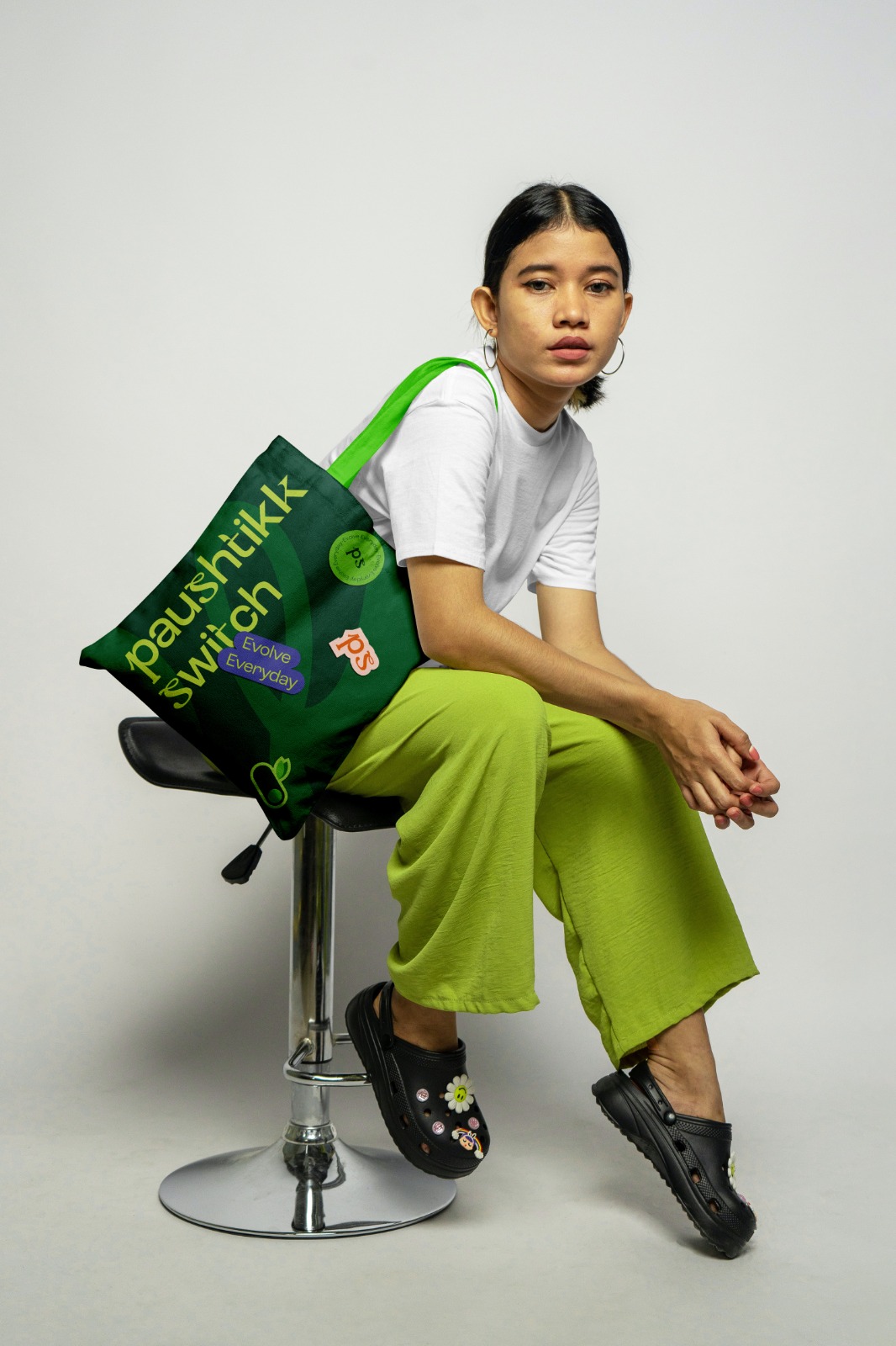 Paushtikk Switch brand visuals - Image 2